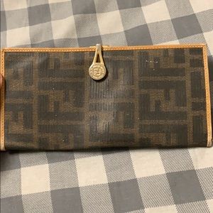 Vintage Fendi women’s wallet